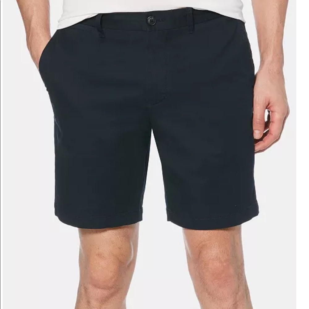 ⚾️⚾️⚾️⚾️HOST PICK⚾️⚾️⚾️Men’s shorts by Penguin. Perfect new condition